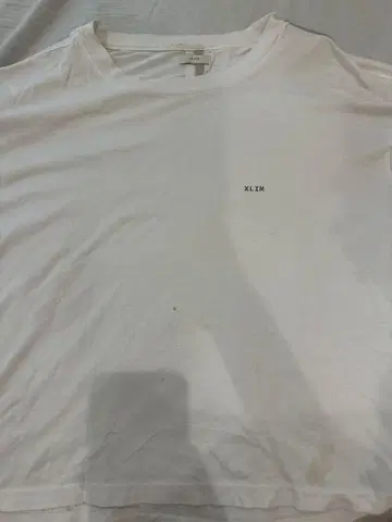 XLIM 화이트 롱 티셔츠