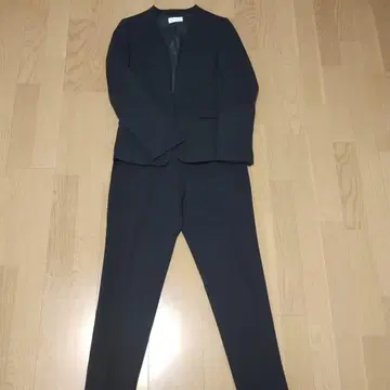 플라스테 팬츠 수트 네이비