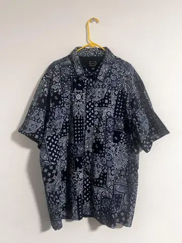 dogg supply 페이즐리 오픈 셔츠 네이비
