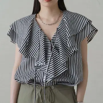 새상품급 라운지 드레스 블라우스 스트라이프 프릴 빅 칼라