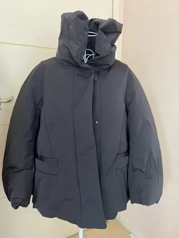 유니클로 j 하이브리드 다운 자켓 xs