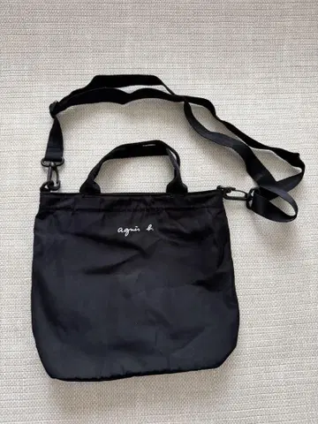 agnis b. 블랙 숄더백