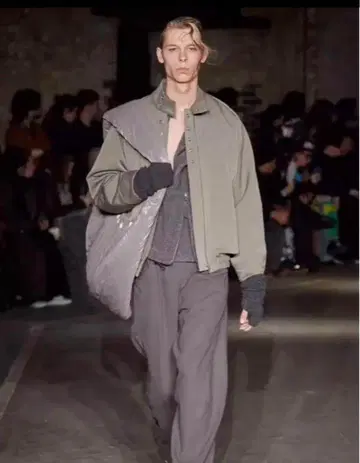 Omar Afridi 23aw Tech Drizzler 사이즈 46