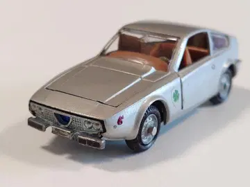 MEBETOYS A-46 알파 로메오 주니어 자가토