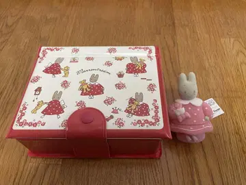 마론 크림 거울 포함 BOX와 반지 케이스