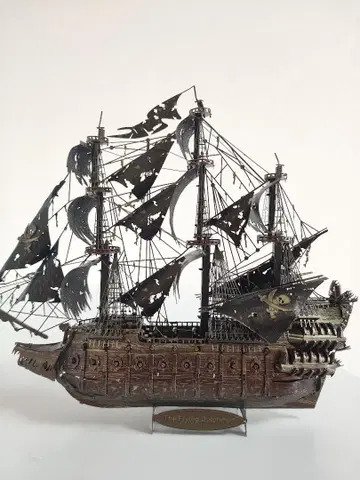The Flying Dutchman 배 금속 모형 완성품
