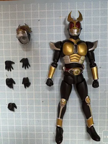 하자품, 진골 조각 제법 S.H.Figuarts 가면라이더 아기토