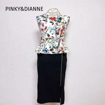 PINKY&DIANNE 꽃무늬 보태니컬 페플럼 탑스 블라우스 민소매