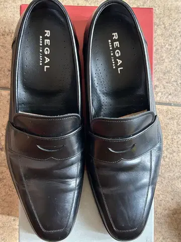 REGAL 블랙 가죽 로퍼