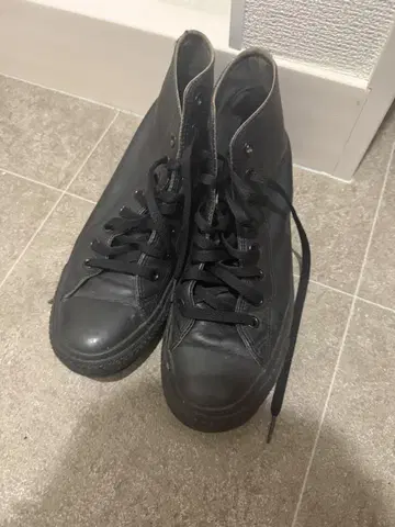 새상품급 컨버스 CONVERSE HI 가죽 올스타 하이 블랙