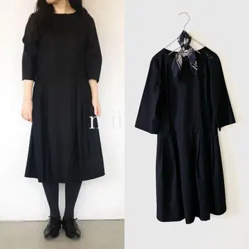 새상품급 마가렛호웰 블랙 플란넬 A라인 플리츠 원피스 6.4만