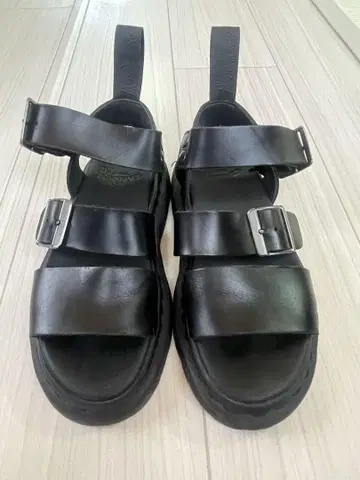 Dr.Martens 닥터마틴 샌들 그리폰 UK4/23cm