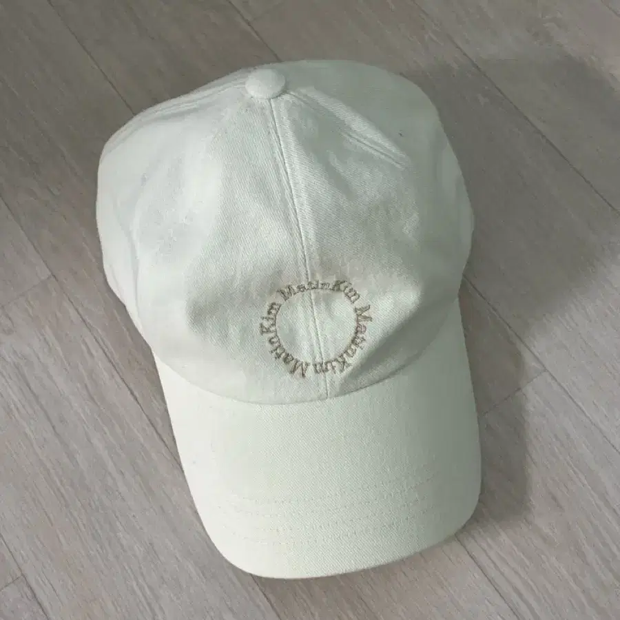 MISCHIEF | 미스치프 Mischief Rhombus Basic Ball Cap Cream on