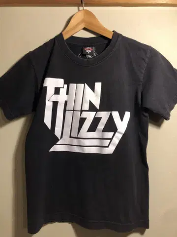 THIN LIZZY 블랙 티셔츠