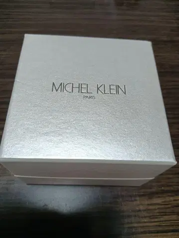 Michel Klein 여성용 패션 고정
