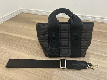 SNIDEL 퀼팅 로고 백 블랙