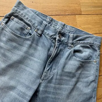BLACK LABEL CRESTBRIDGE 라이트 블루 데님