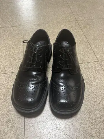 닥터 마틴 잉글랜드제