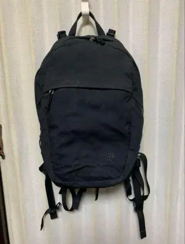카리마 데이팩 urban duty dirk 23