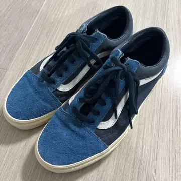 Vans 네이비/블루 스니커즈