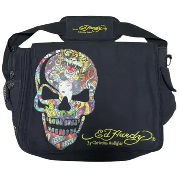 ED HARDY 스컬 프린트 메신저 백