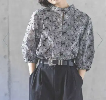 PAGEBOY 오간자 꽃무늬 오분 소매 셔츠 새상품
