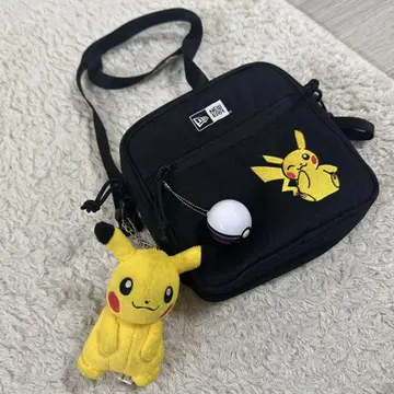 뉴에라 피카츄 숄더백