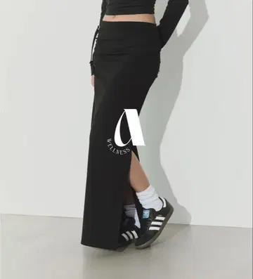 알렉시아스탐 웰니스 사이드 게더 스커트