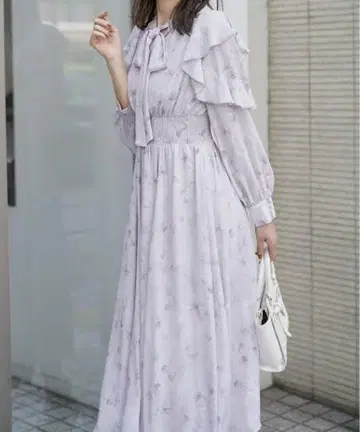Noela 카사블랑카 프릴 숄더 원피스 M