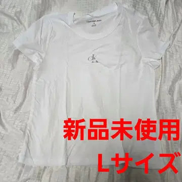 캘빈클라인 실버 로고 티셔츠 L 사이즈 미사용 새상품