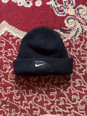Nike 블랙 니트 모자