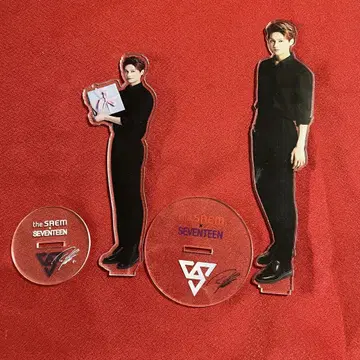the SAEM SEVENTEEN 아크릴 스탠드 준