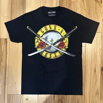 GUNS N' ROSES 건즈 앤 로지즈 2017 투어 티셔츠