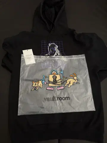 vaultroom wraith 레이스 후드티