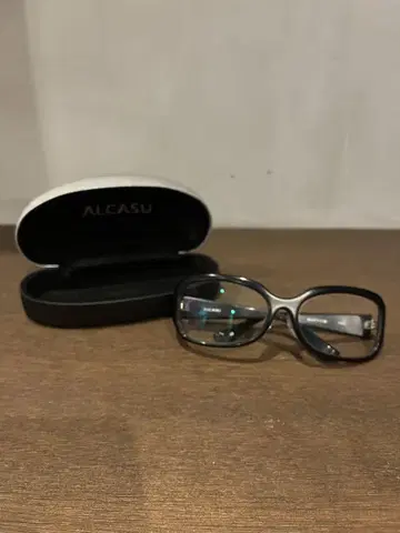 ALCASU 블랙 프레임 안경