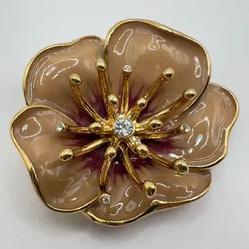 MONET 모네 브로치 꽃 베이지 계열 윤기 꽃 플라워