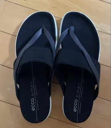 ECCO 여성용 심필 텅 플립플롭