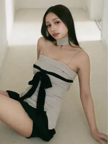 캔디스 리본 베어 톱 AM1333