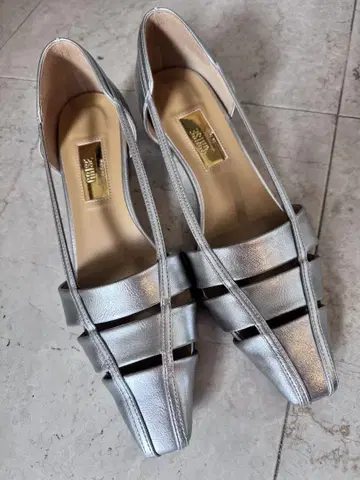 LE TALON 스퀘어 컷 펌프스 24cm