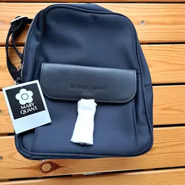 MARY QUANT 블랙 백팩