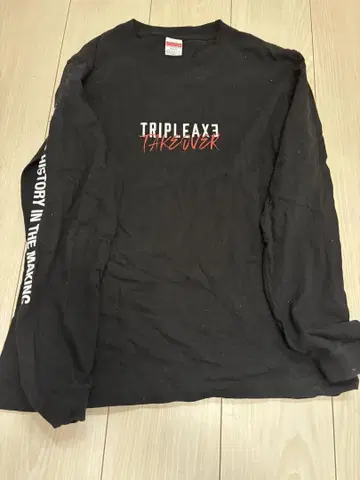 TRIPLEAXE TAKEOVER 긴팔 티셔츠