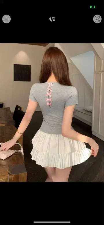 그레이 티셔츠 등 리본