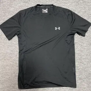개봉 미사용 언더아머 HeatGear 피티드 반팔 MD 땀 흡수 속건성