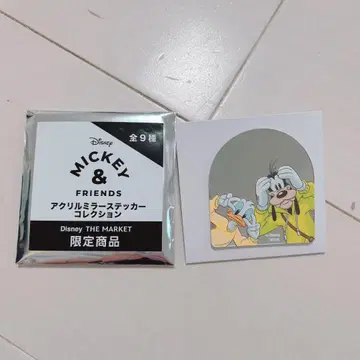 디즈니 마켓 한정판 아크릴 거울 스티커 도날드 & 구피