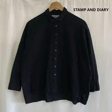STAMP AND DIARY 자수 셔츠
