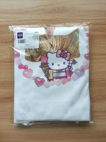 헬로키티 마츠켄 삼바 콜라보 티셔츠