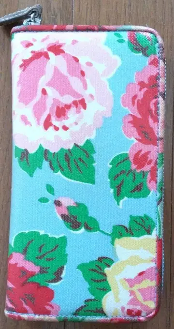 Cath Kidston (캐스 키드슨) 지갑 꽃무늬