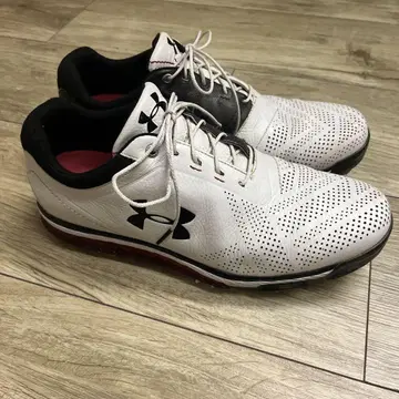 Under Armour 골프화 화이트