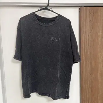 RVCA 월드 투어 티셔츠 다크 그레이 백 프린트