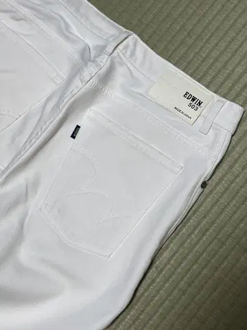 "새상품급" EDWIN 503 화이트 데님 W31